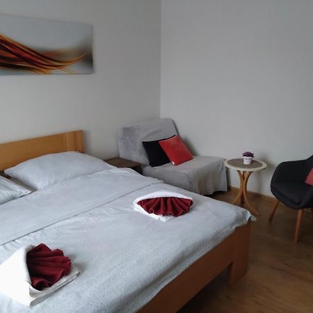 Bile Domky Apartment Lednice Exterior photo