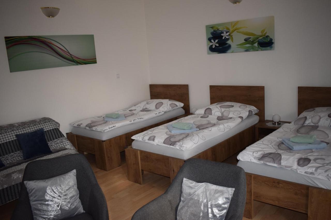 Bile Domky Apartment Lednice Exterior photo