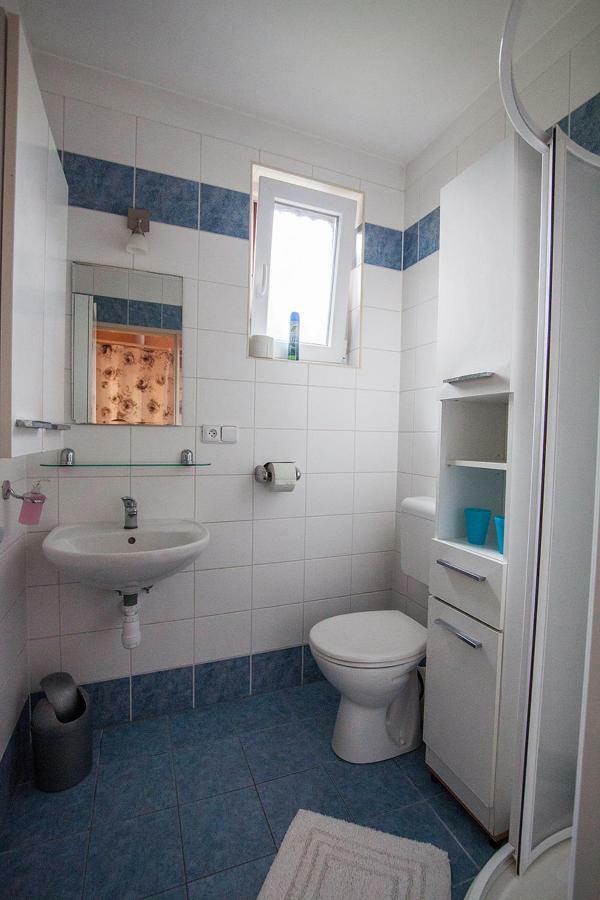 Bile Domky Apartment Lednice Exterior photo